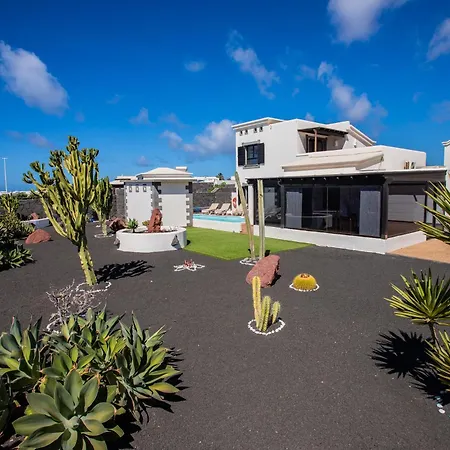 Sara Villa Playa Blanca (Lanzarote)
